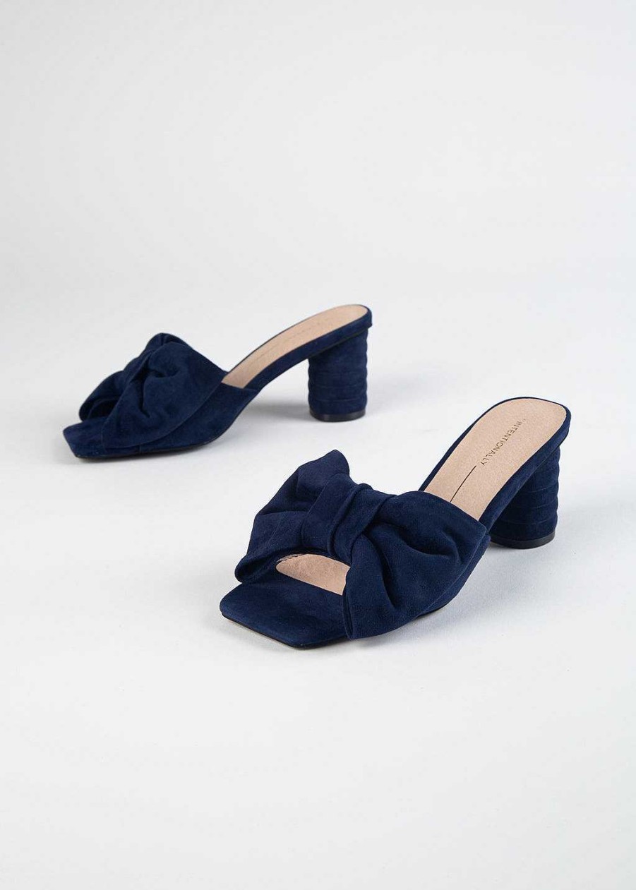 Shoes Intentionally Blank | Kriselda Heeled Sandal Navy Suede