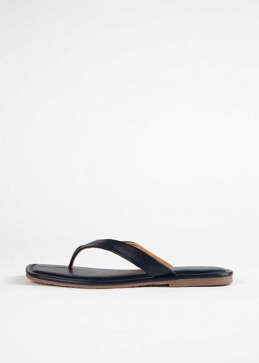 Shoes Yellow Box | Durham Flat Sandal Black